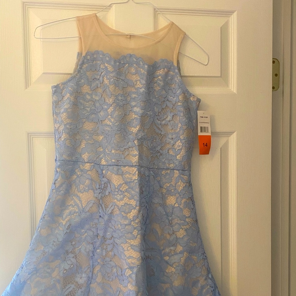 Formal girls/juniors dress NWT